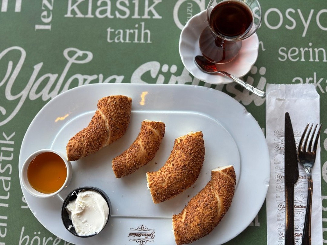 Bal Kaymak Simit