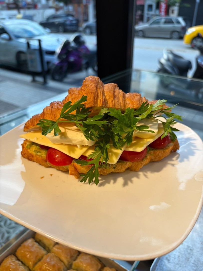 KURUVASAN SANDVİÇ